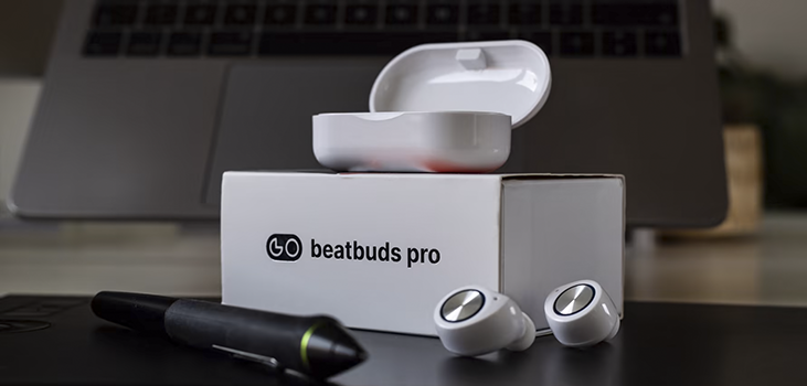 beatbuds pro on desk with box
